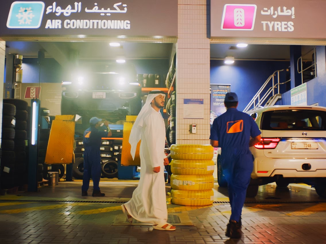 Who is fast track car services?