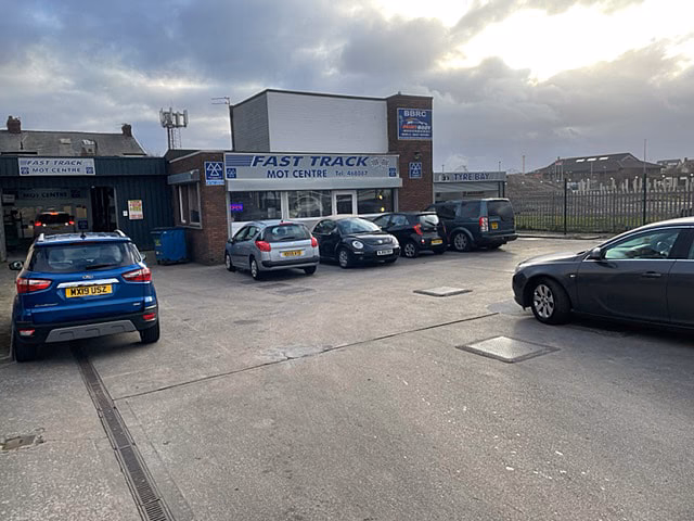 How much does a fasttrakmot service cost?