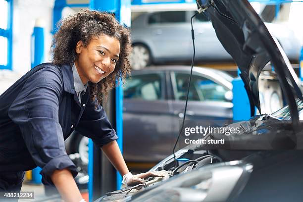 Why should you choose a female taxi driver?