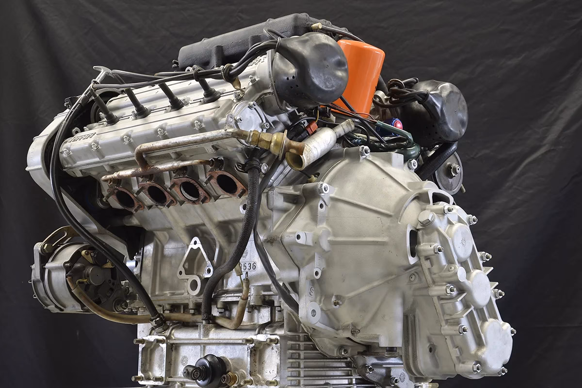 How many Ferrari Mondials were made?