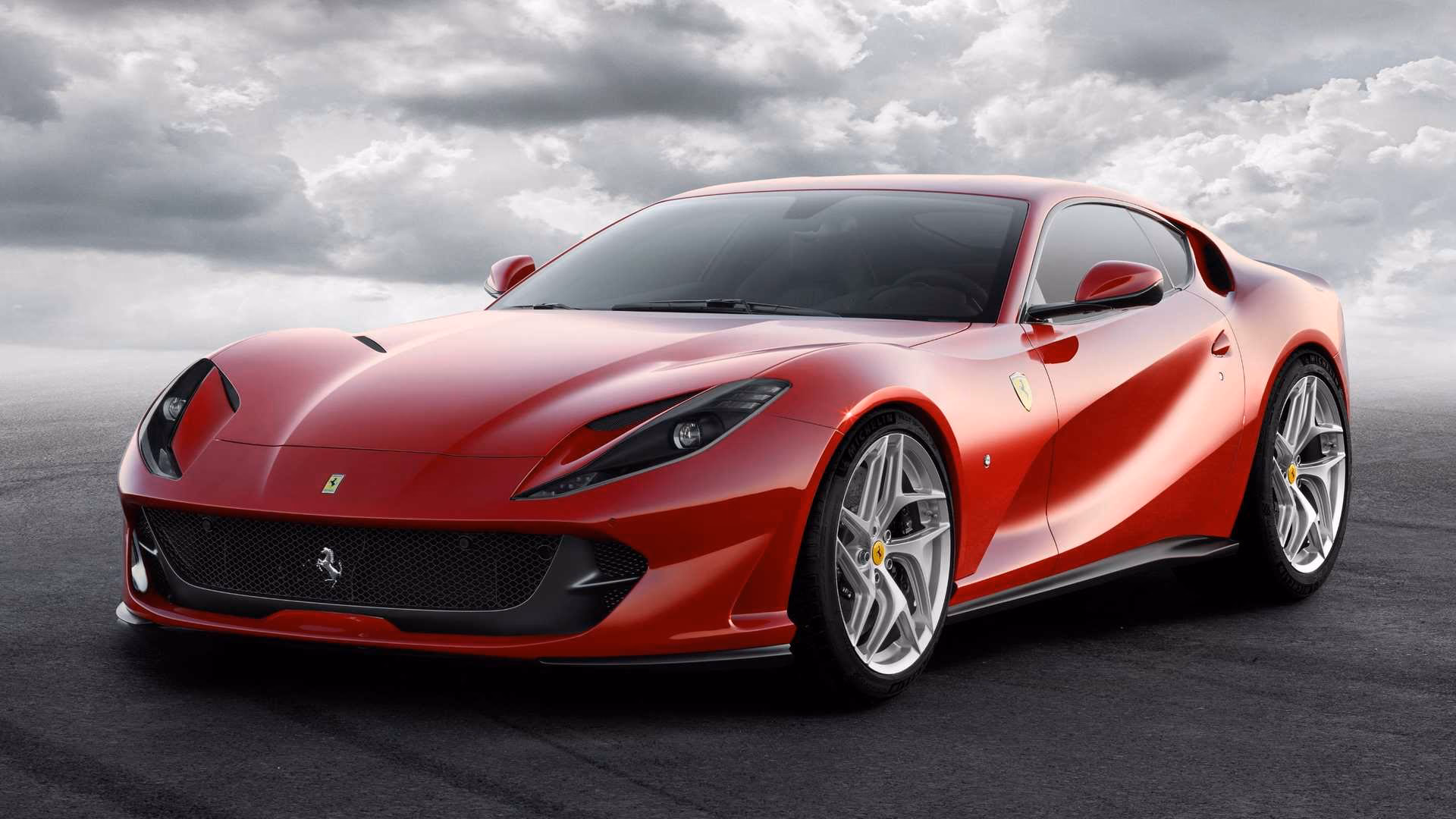 Who is Scuderia Ferrari Club?