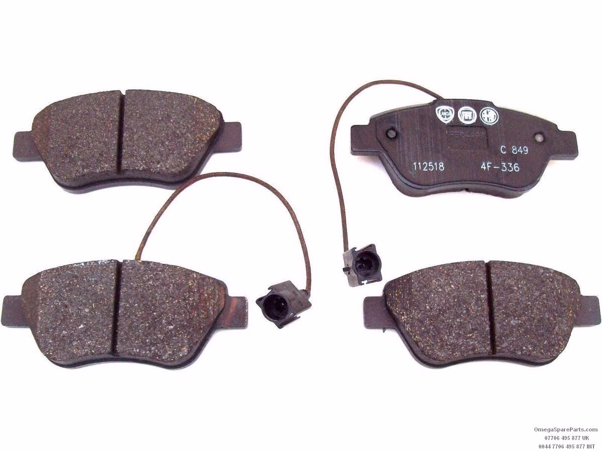 When should you replace brake pads on a Fiat 500?