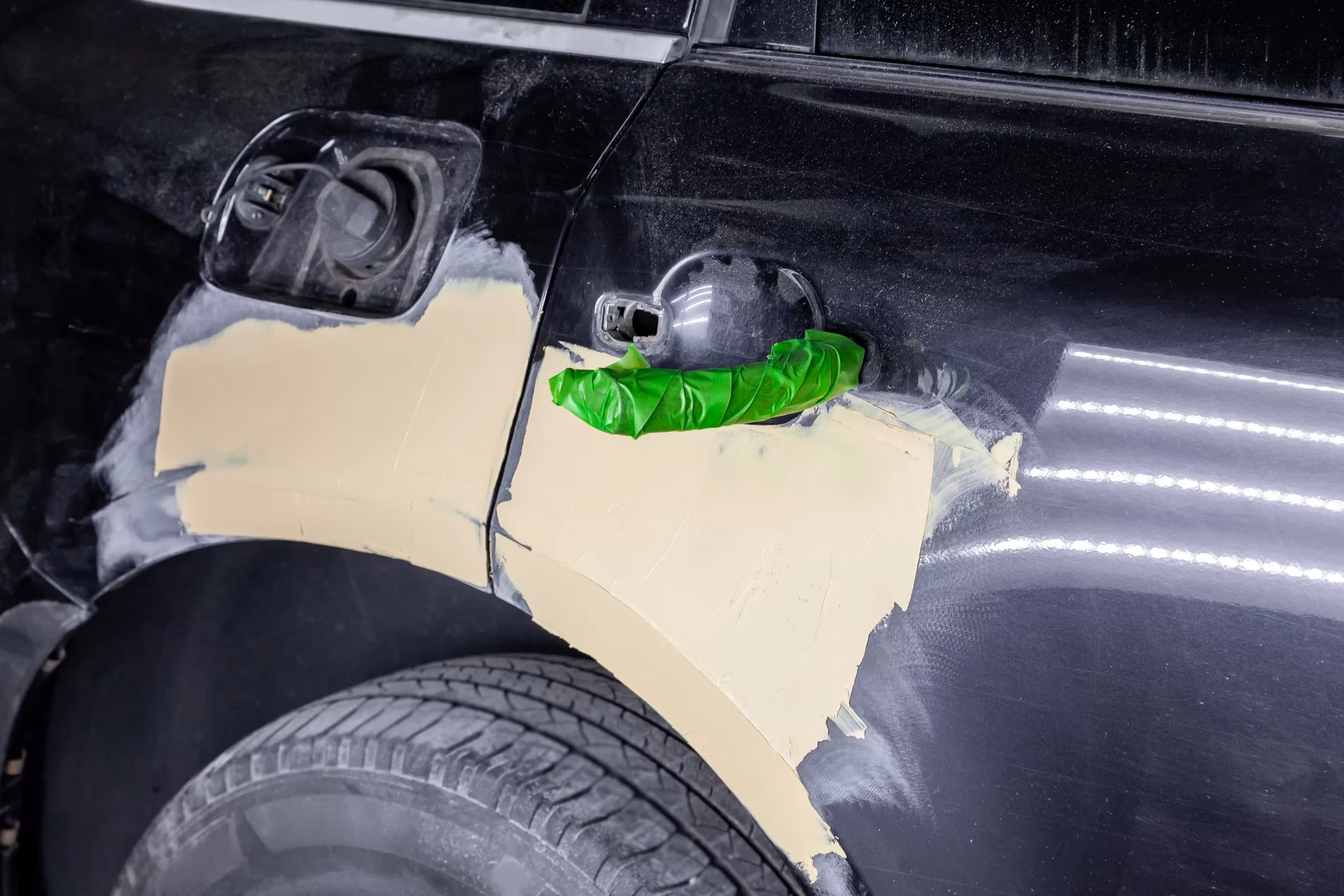 What is carexamer automotive body filler?