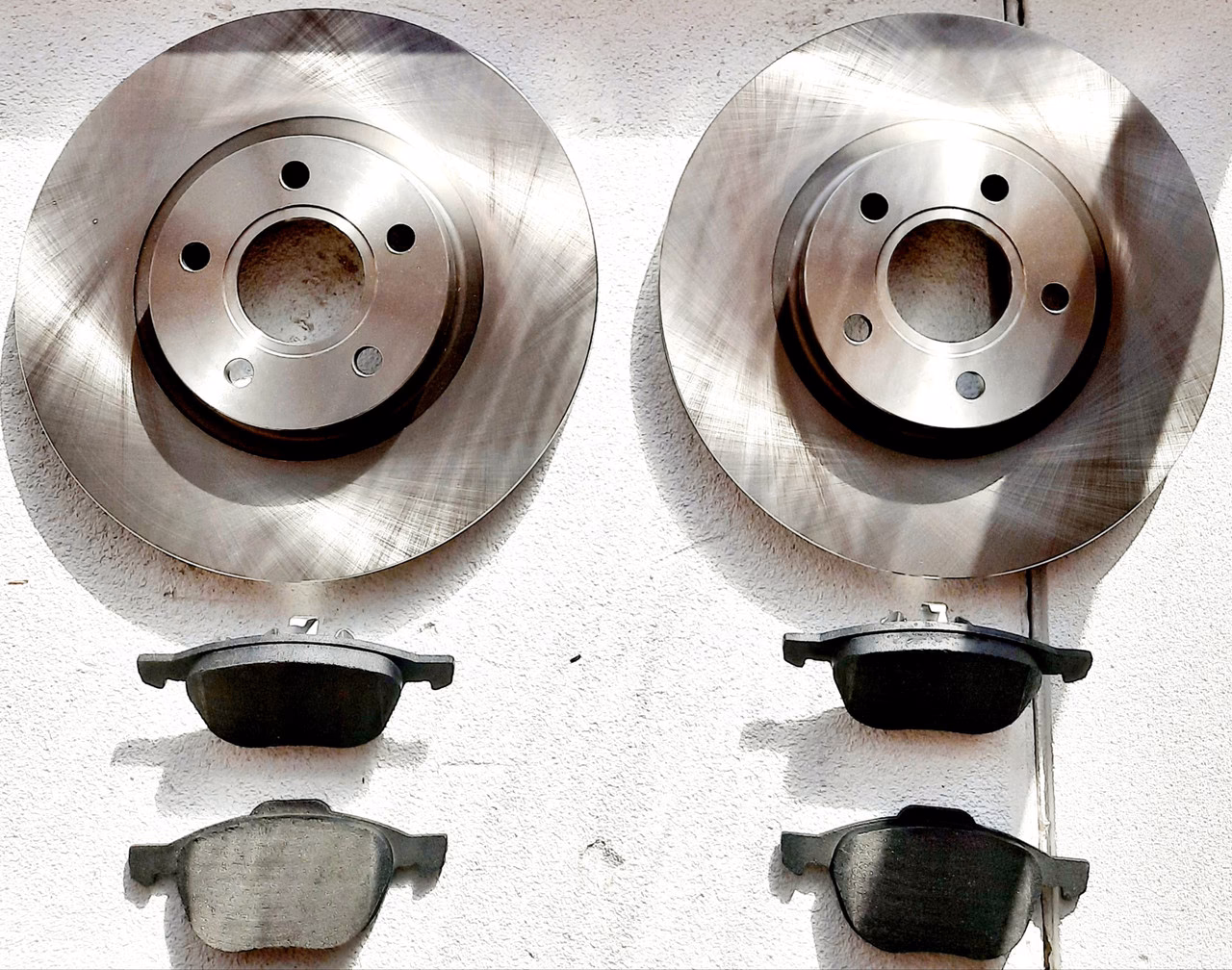 How do brake discs work?