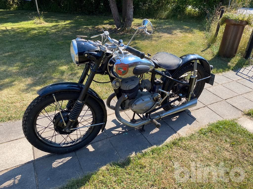 What is the name of a flying horse?