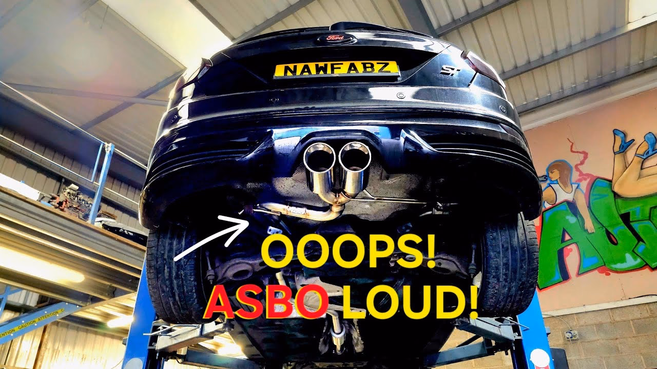Does the Focus ST's exhaust system have a tip?
