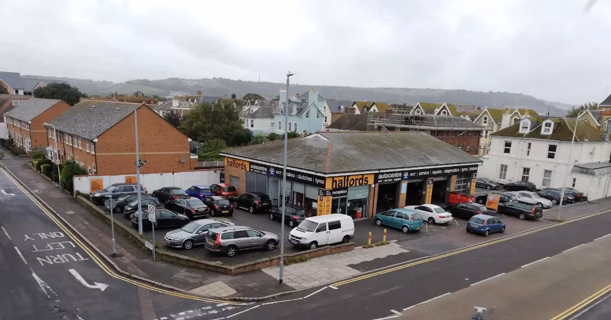 Where can I book my Mot in Folkestone?