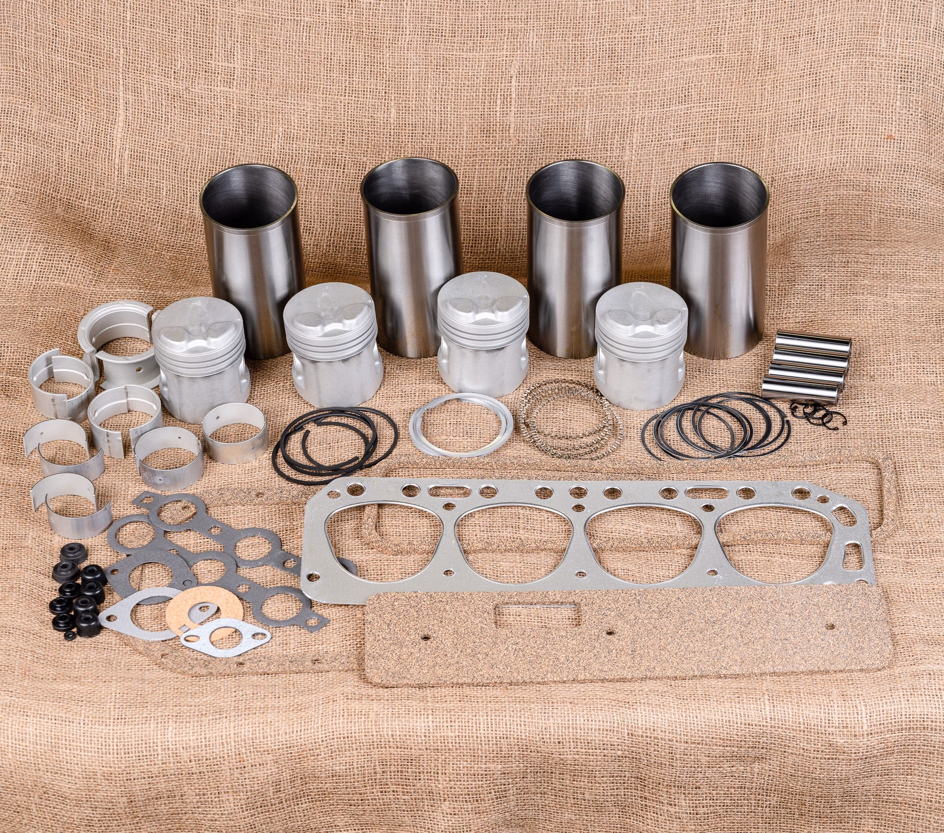 What engine kit does a Ford sd2600 have?