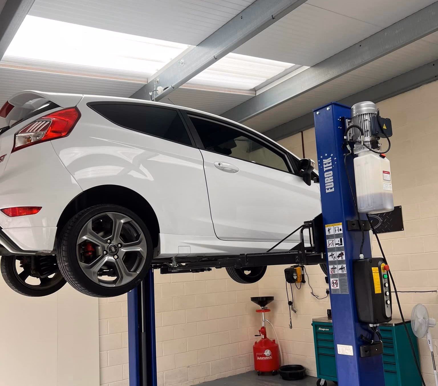 Is M53 Ford Birkenhead a good dealership?