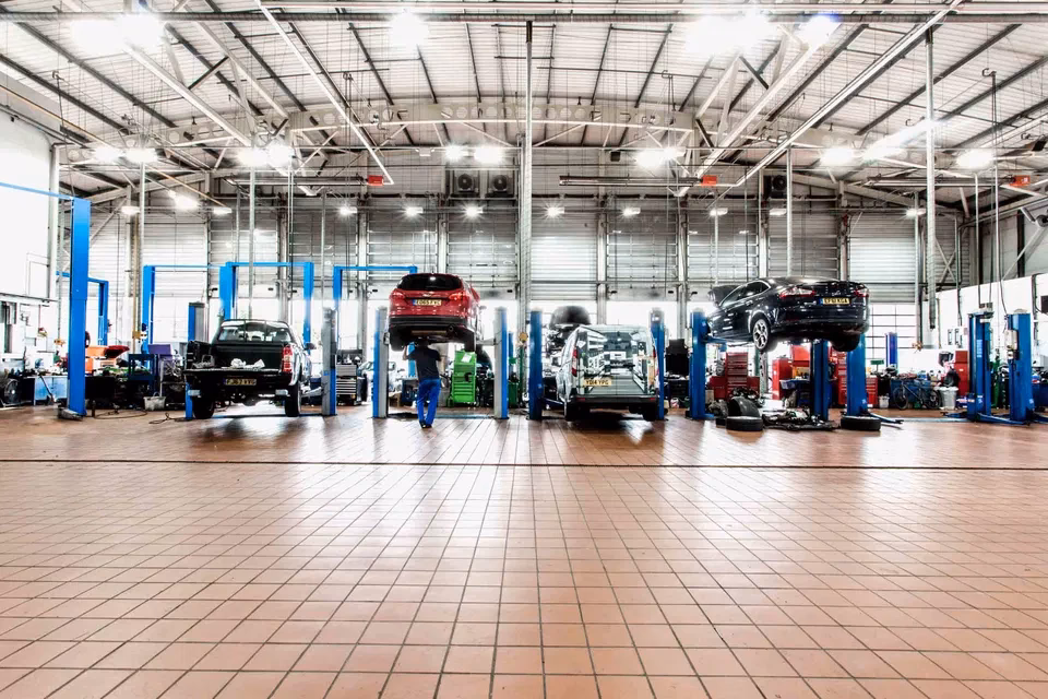 Who is Ford repair & repair?