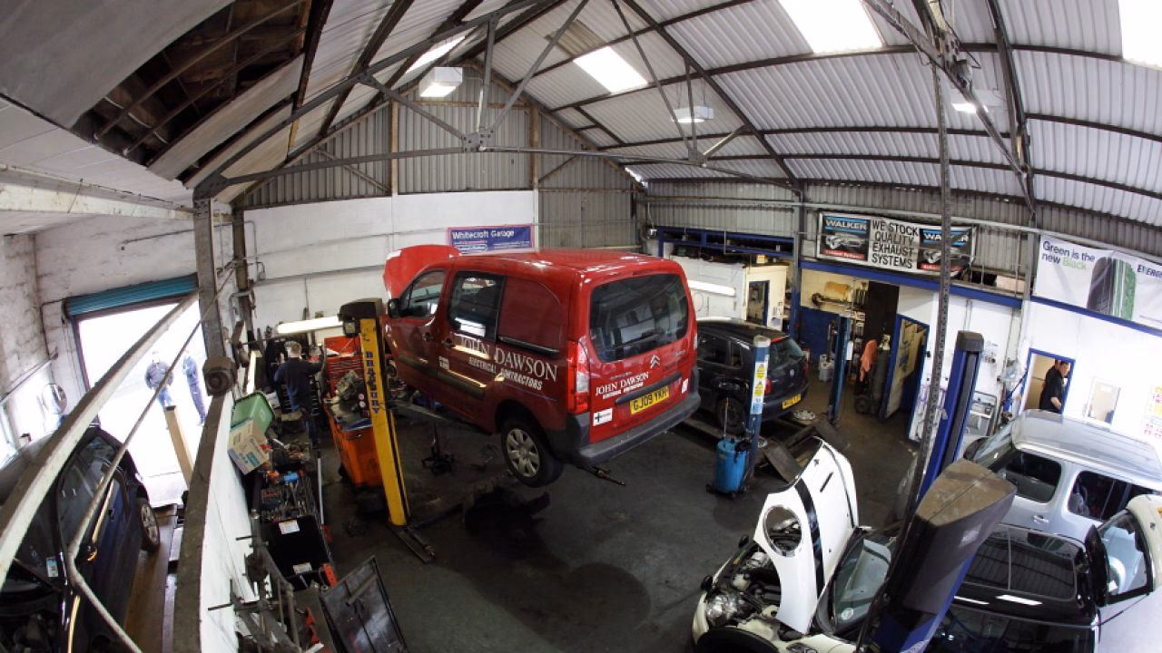 Where can I find the best garage services in Farnworth?