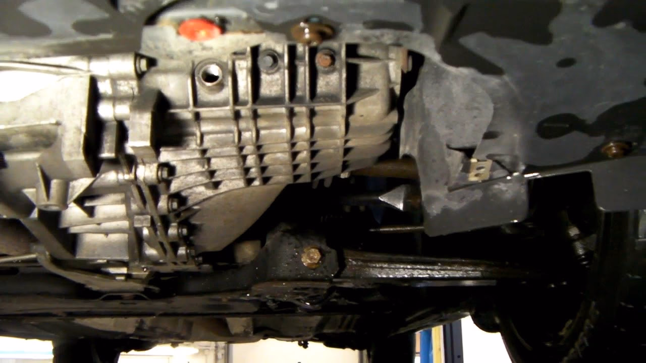 How much oil does the gearbox of a Ford Focus take?