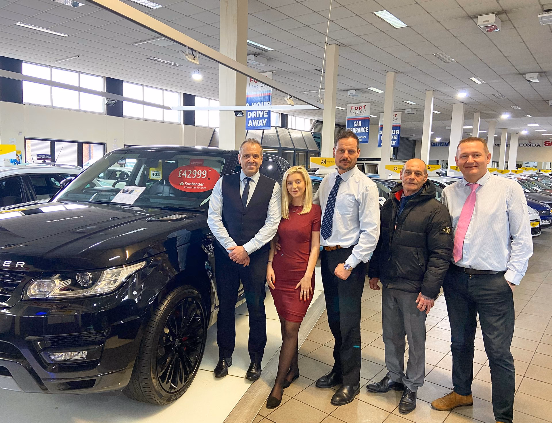 Who is mph automotive centres t/a fort used car centre?