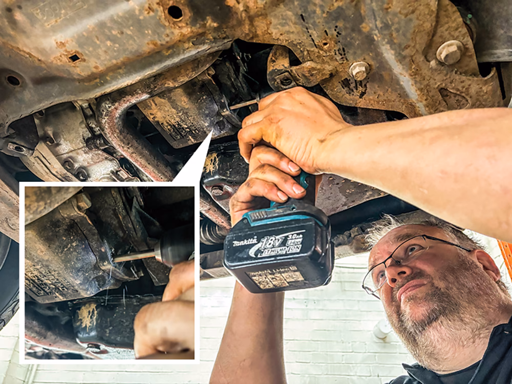 How much oil does a Freelander take?