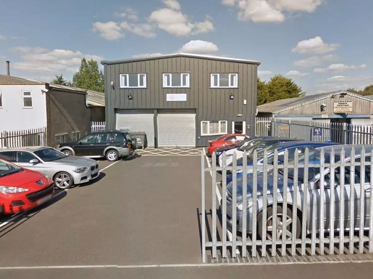 What do you like most about Marston MOT centre?