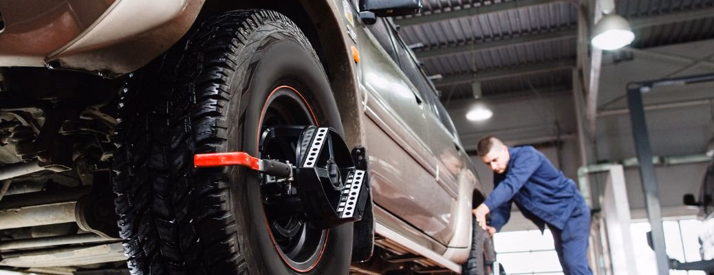 Does tracking change tyre alignment?