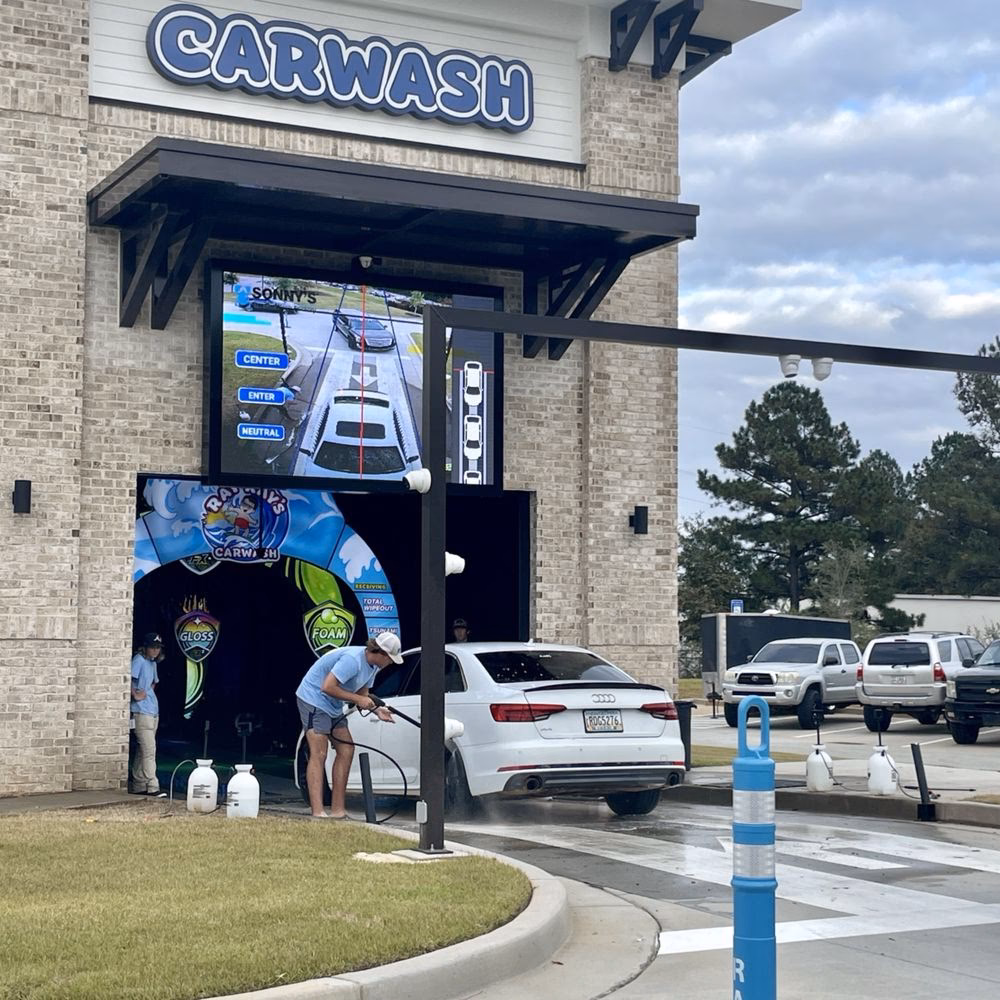 Does Rock n' Wash offer car washes?