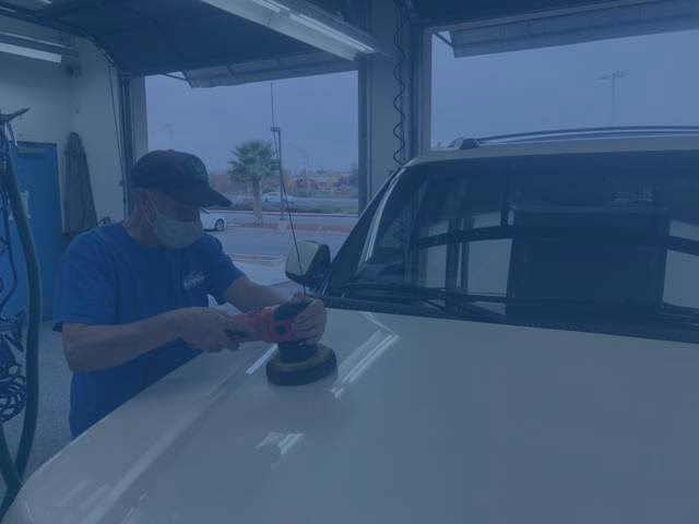 Does Elk Grove have a car wash?