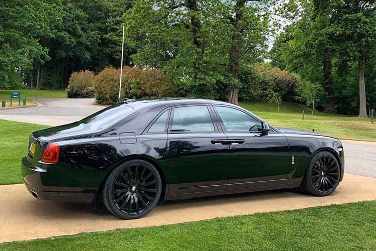 Does city hire cars provide a funeral car?