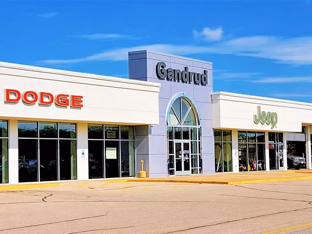 Does Gandrud offer car service in Green Bay?