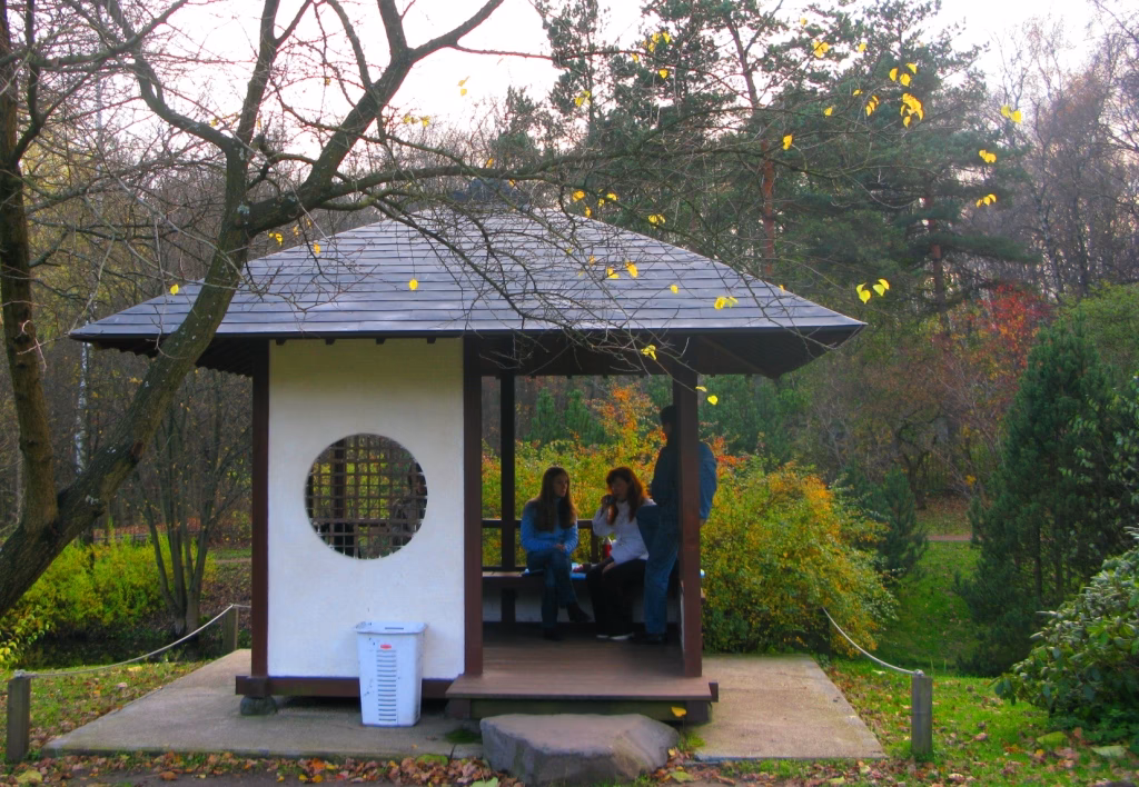 Où trouver des articles neufs ou usagés par rapport au terme Gazebo ?