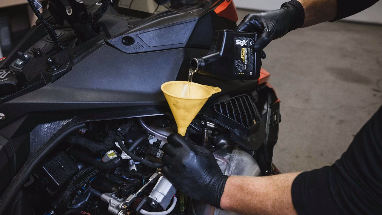 Does turbo 900 use same oil change kit as 900 N/a?