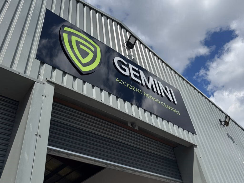 Where is Gemini accident repair centre?