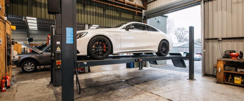 Where can I get a MOT test in Thrapston?