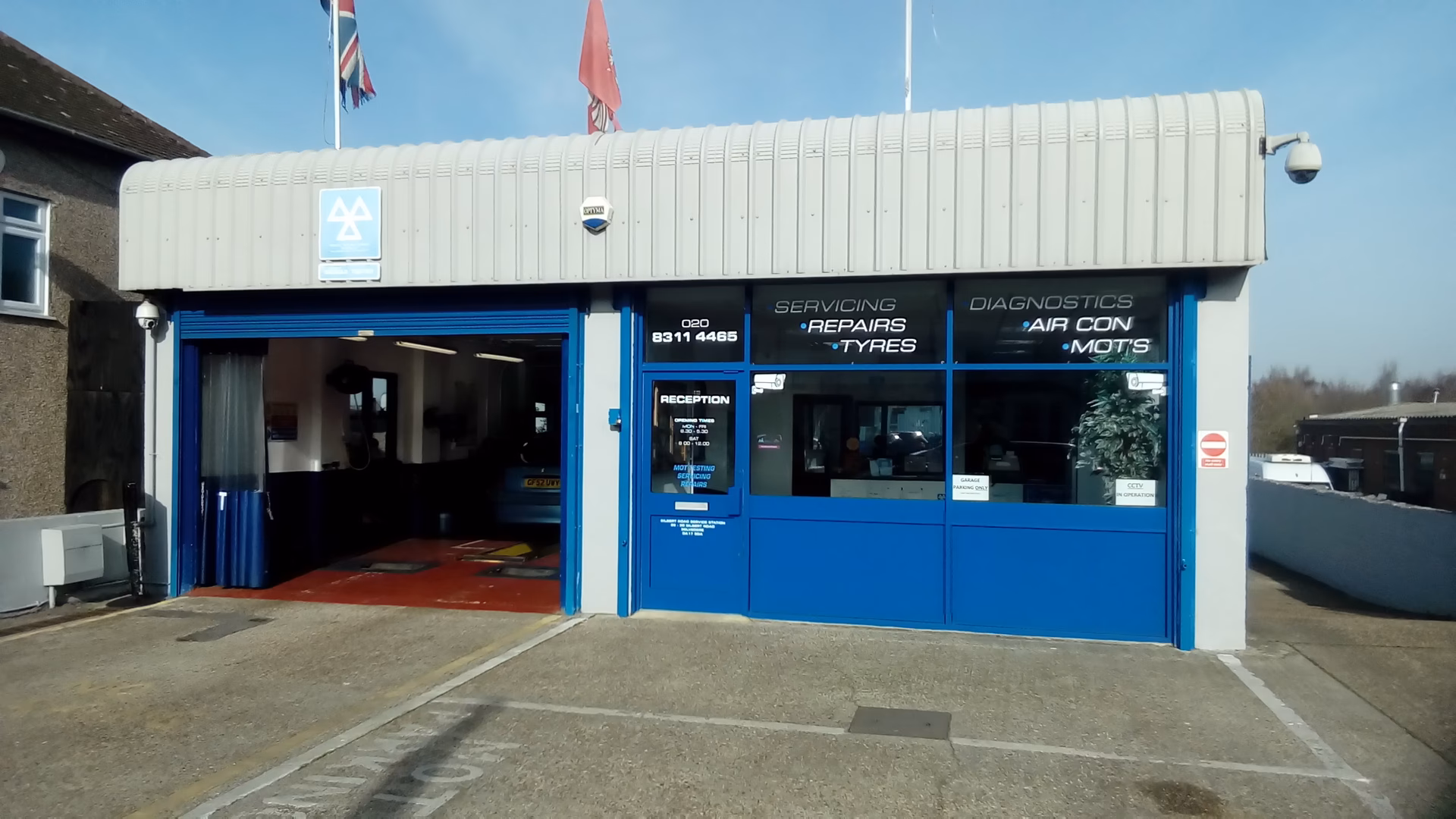 Who is Gilbert Road service station?