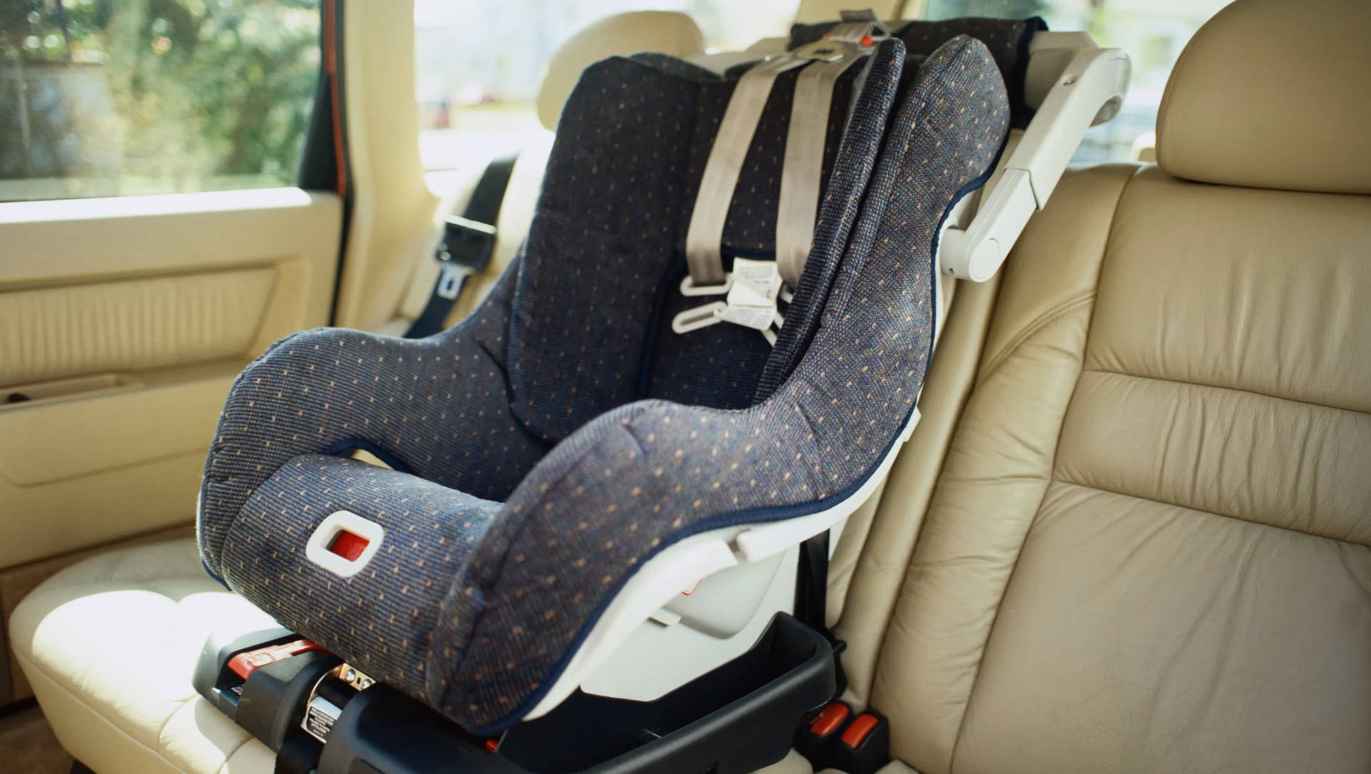Can you sell a second hand car seat?