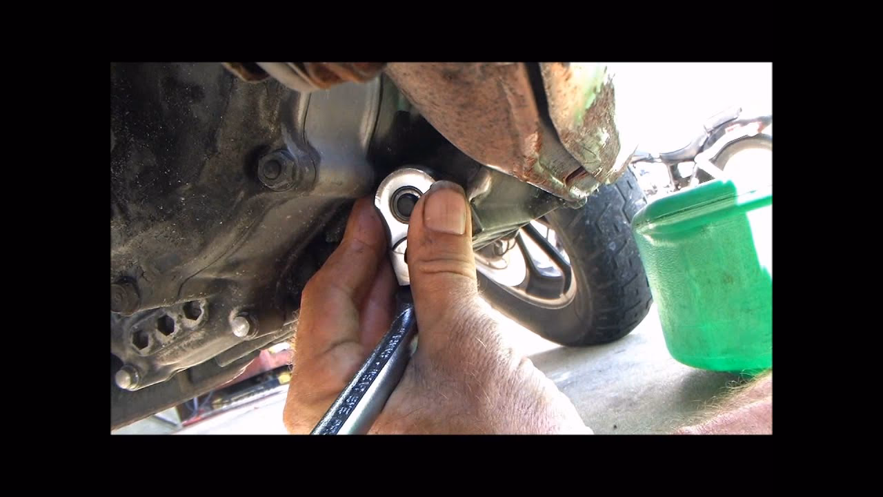 How do you service a Honda Gold Wing GL1200?