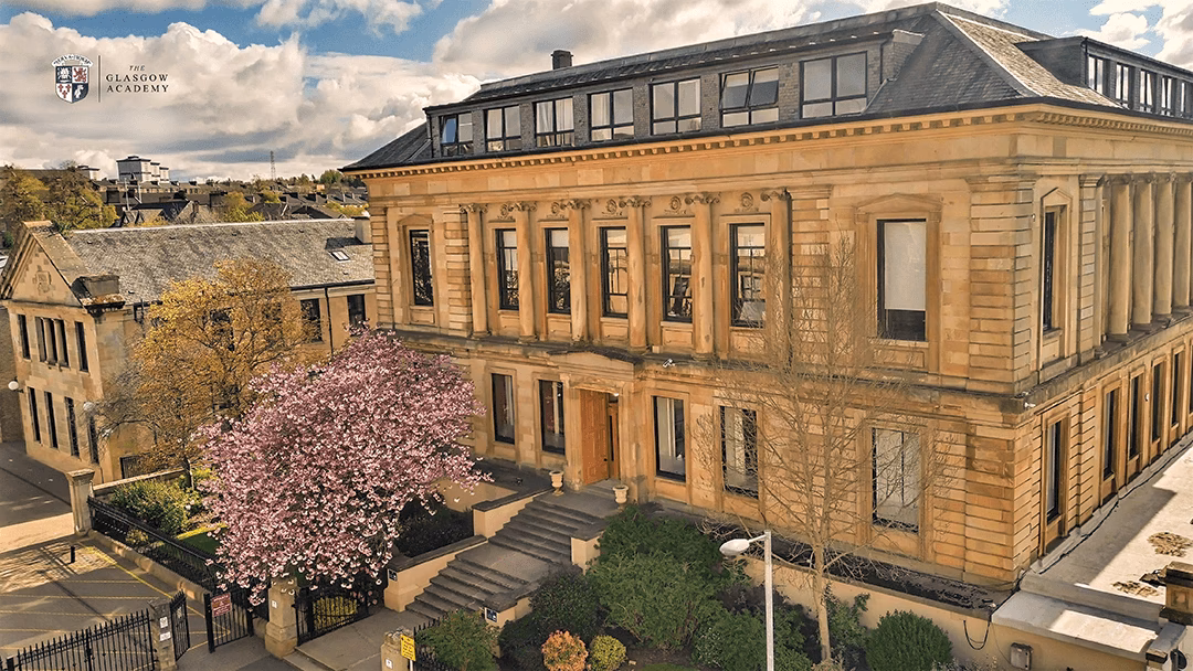 What is the oldest private school in Glasgow?