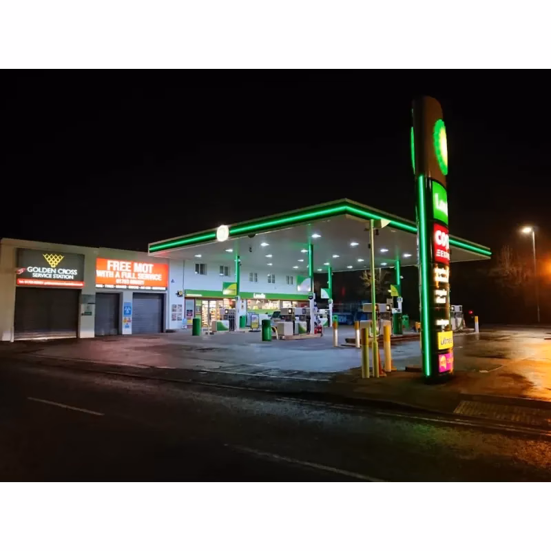 How do I change my preferences at Golden Cross service station?