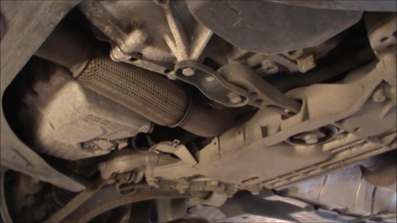 How to clean VW Golf 5 engine oil?