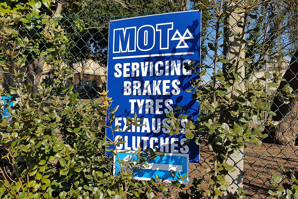 What is Mot modernisation?