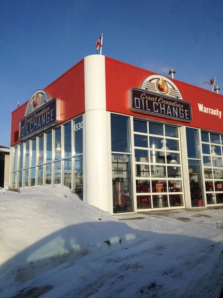 Why should you choose Great Canadian oil change?