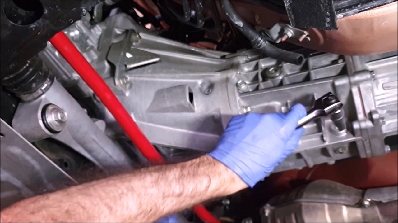What oil is recommended for the gearbox?