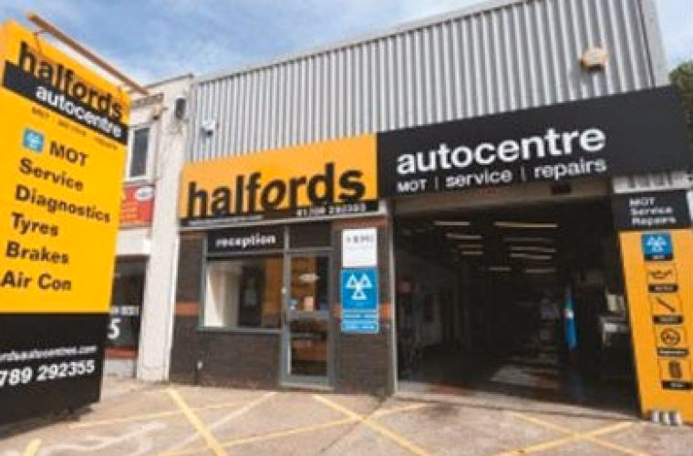 How do I book my MOT or service at Halfords?