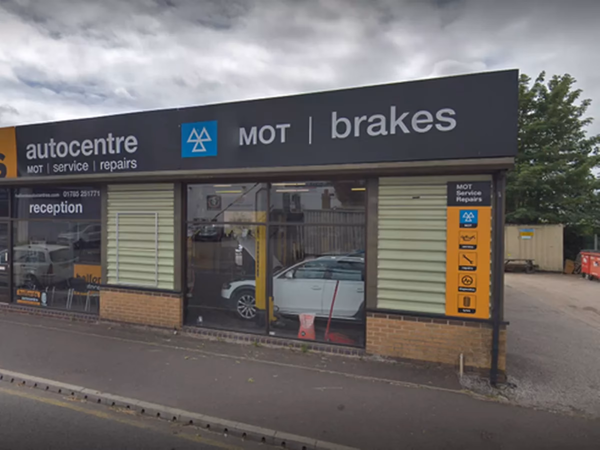 Where is Halfords Autocentre?