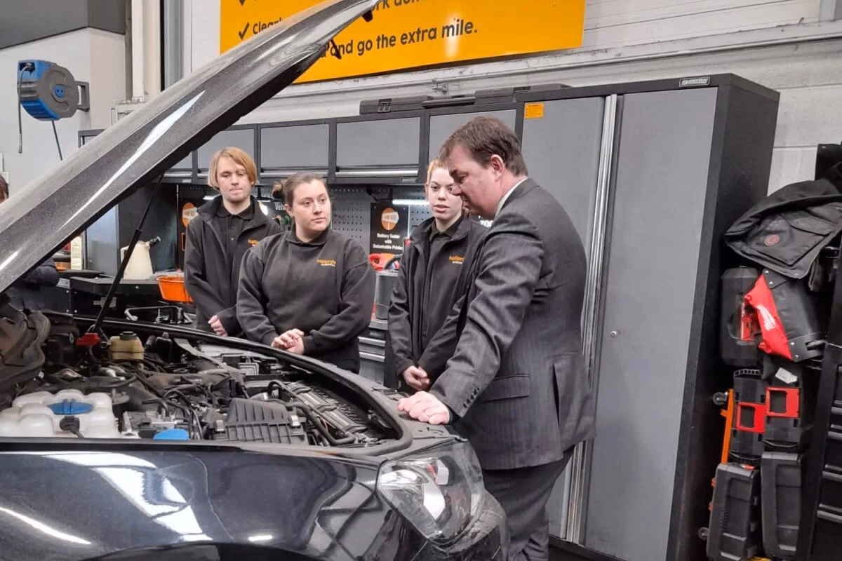 Why should you work at Halfords?