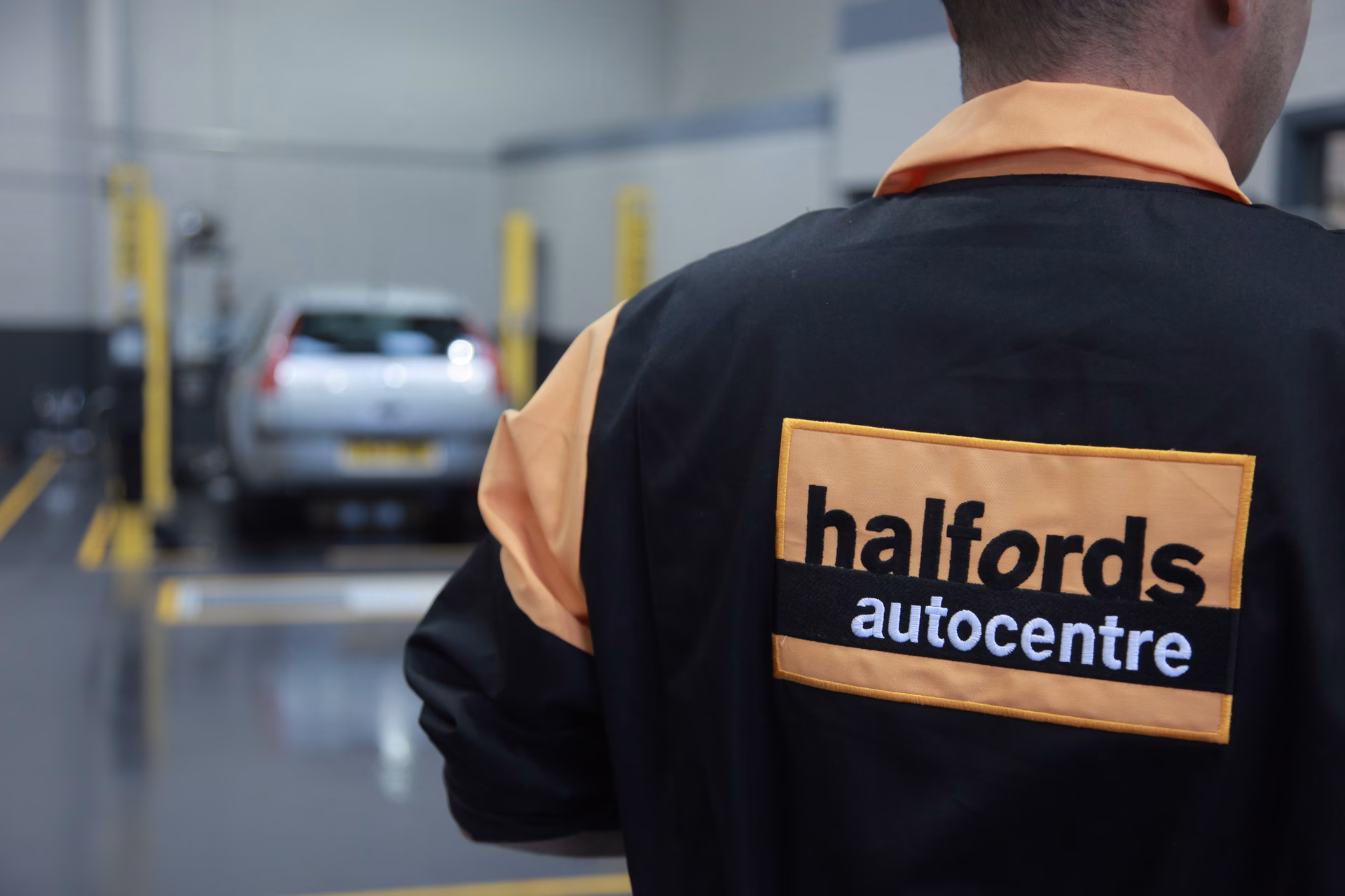 Does Halfords Autocentres offer interest-free credit?