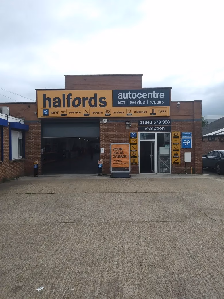 What services does Halfords Autocentre Thanet offer?
