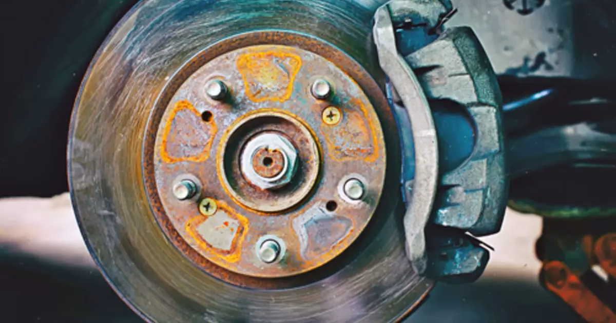 How does heat affect brake rotors?