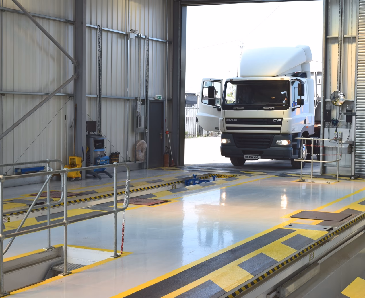 What is a 123hgv Mot?