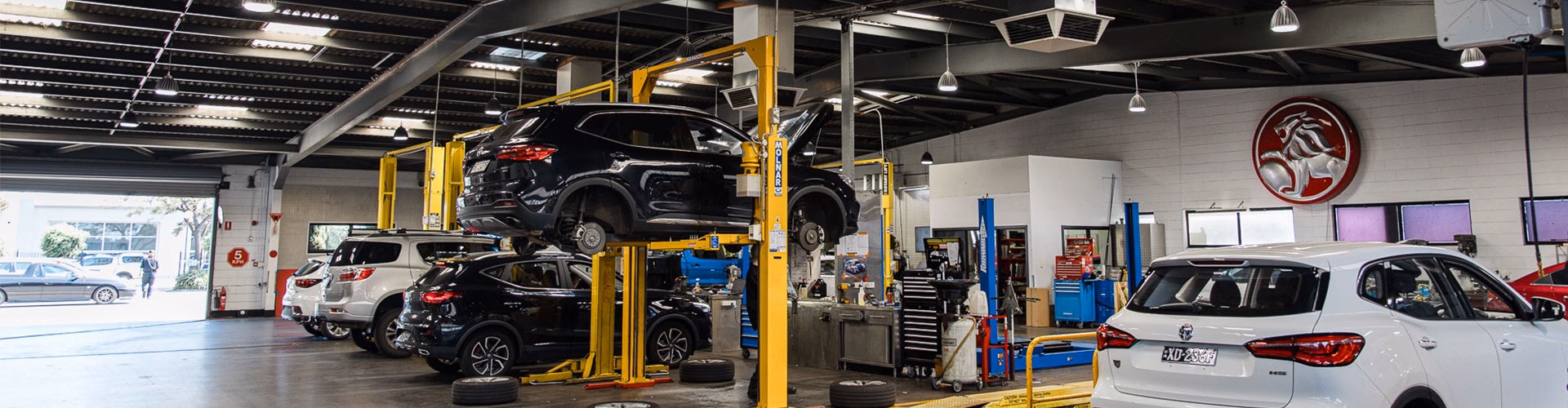 Does Holden cars have a service centre?