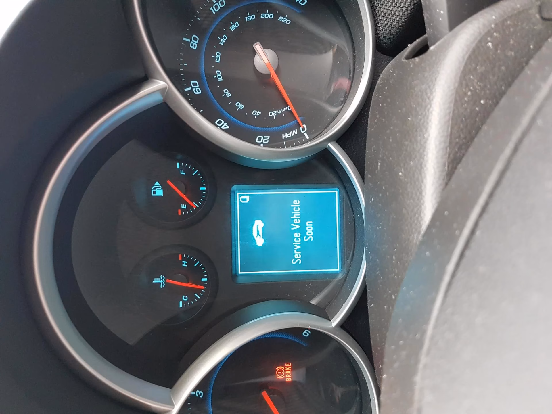How do I download a Holden Cruze service manual?