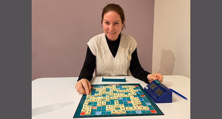 How many points is Hon in Scrabble?