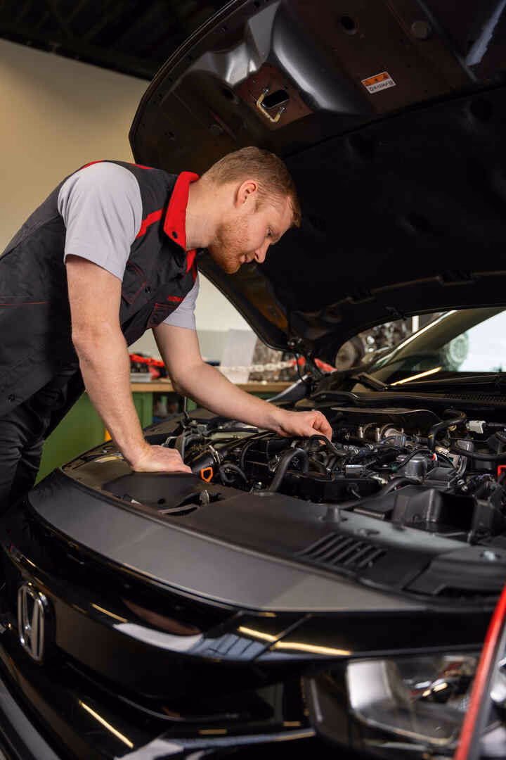 Does Norton way Honda offer fixed price repairs?