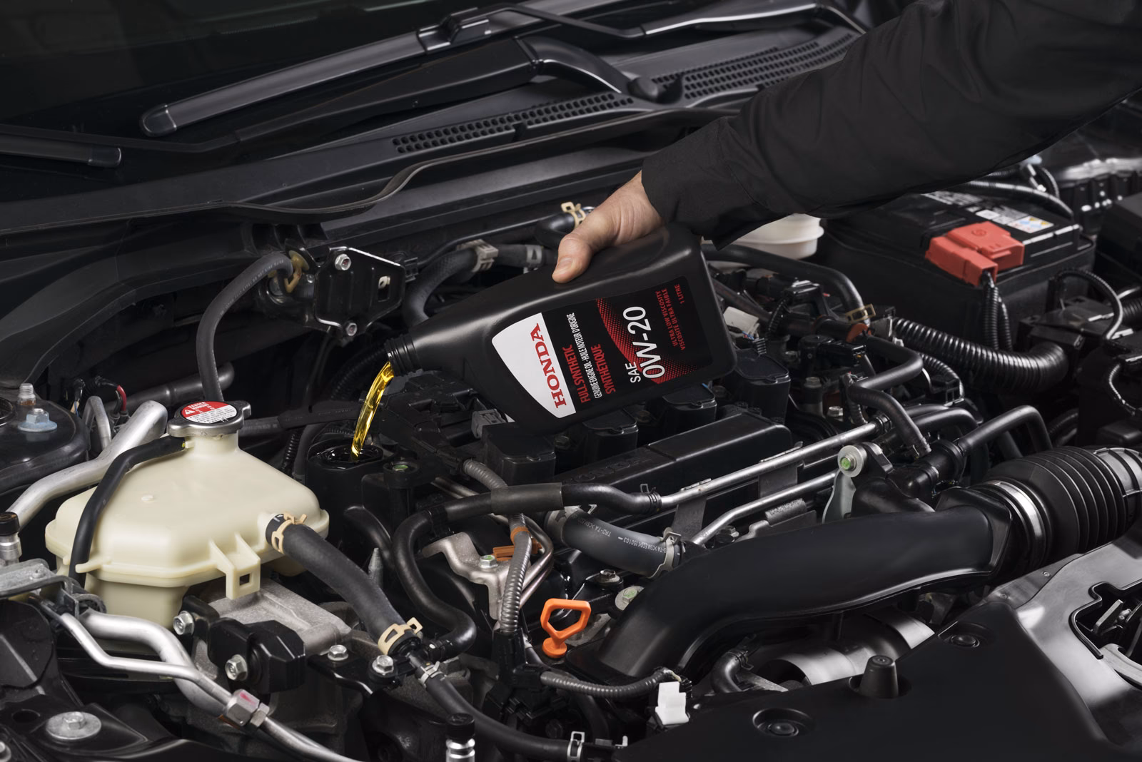 What does a Honda service with an approved garage mean?