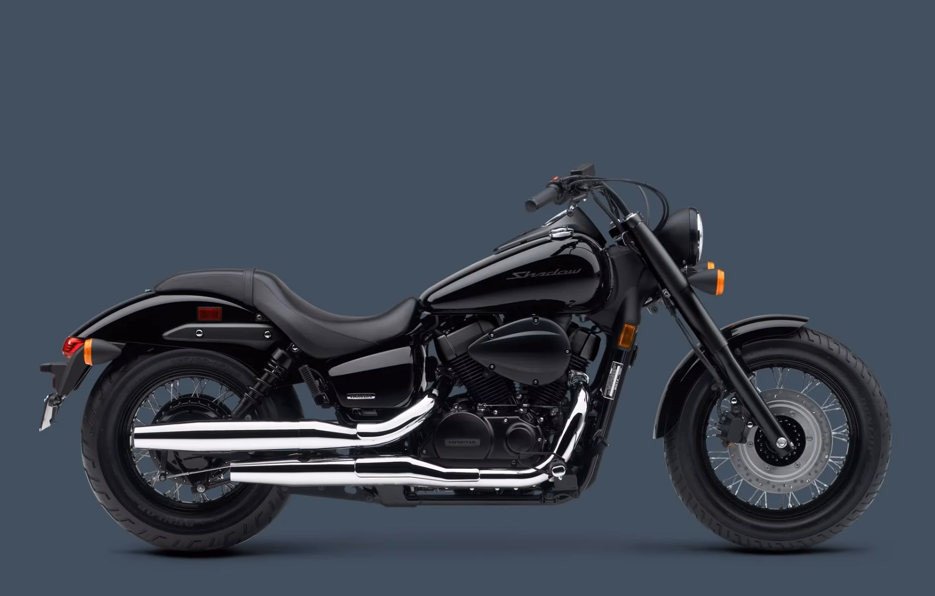 Does the Honda VT750 Shadow have a fuel valve?